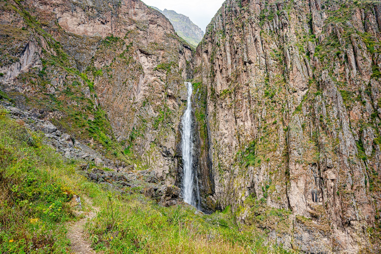 Catarata Kurinpaqchi O Kurinpacche